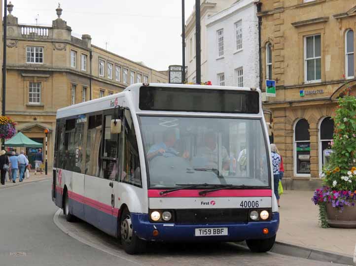 First Hants & Dorset Optare Solo 40006